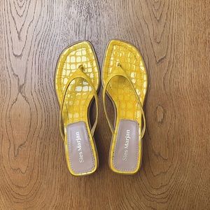 Sies Marjan Yellow Croc Flip Flop Sandals. Embossed details. Kitten heel.